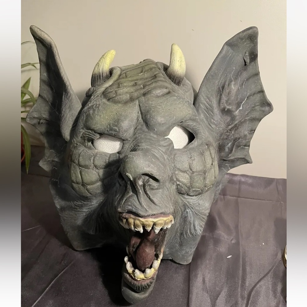 Vintage Rubie’s Costume Co Demon Creature Monster Mask Halloween Latex Mask 1993